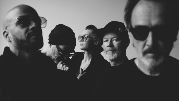 sens unik cpncert soldout - SENS UNIK - Rubigen